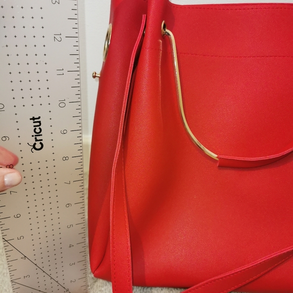 Badgley Mischka red bag - Picture 4 of 12